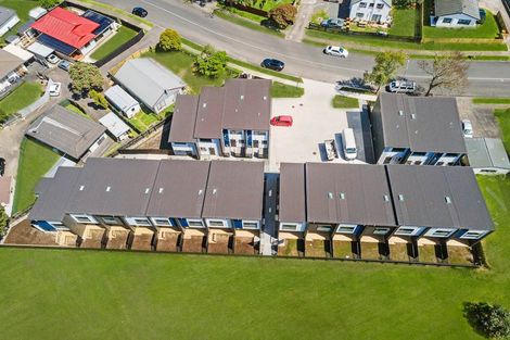 Photo of property in 11/17 Barneys Farm Road, Clendon Park, Auckland, 2103