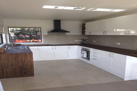 Photo of property in 27 Opawa Crescent, Favona, Auckland, 2024