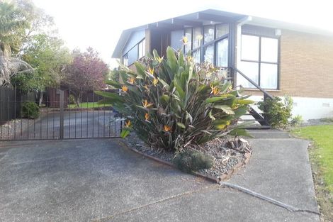 Photo of property in 3 Naviti Place, Browns Bay, Auckland, 0630