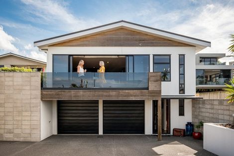 Photo of property in 130a Oceanview Road, Mount Maunganui, 3116