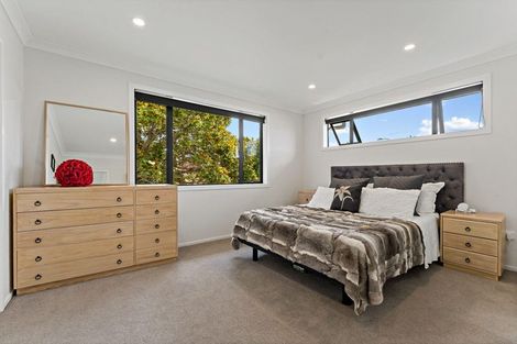 Photo of property in 2 Tollana Road, Te Atatu Peninsula, Auckland, 0610