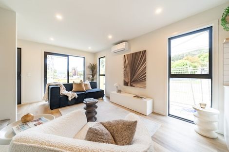 Photo of property in 2/3 Raukawa Street, Stokes Valley, Lower Hutt, 5019