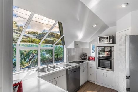 Photo of property in 1/2a Spring Street, Devonport, Auckland, 0624