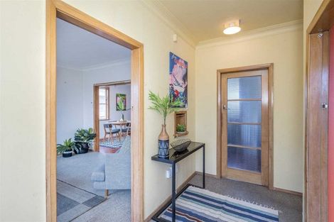 Photo of property in 19 Carlisle Street, Levin, 5510