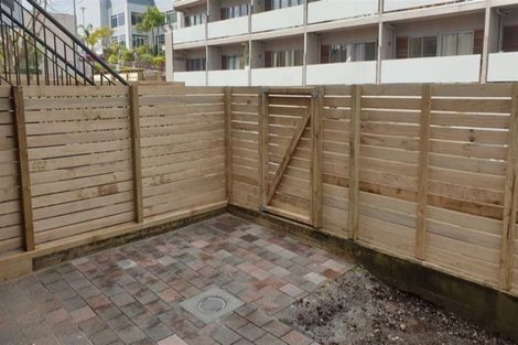 Photo of property in 8a/30 Westward Ho, Glen Eden, Auckland, 0602