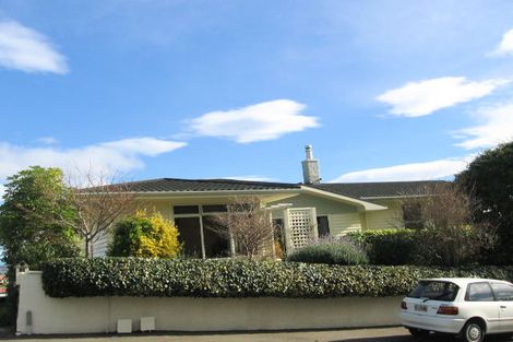 Photo of property in 20 Coleman Terrace, Hospital Hill, Napier, 4110