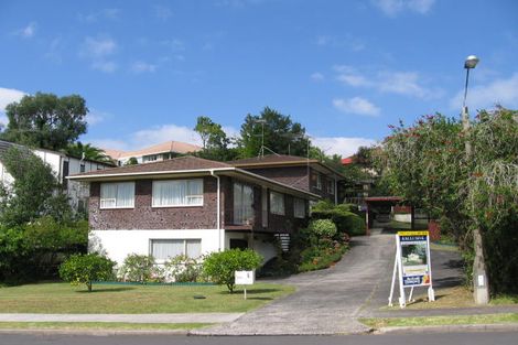 Photo of property in 1/4 Celina Place, Browns Bay, Auckland, 0630