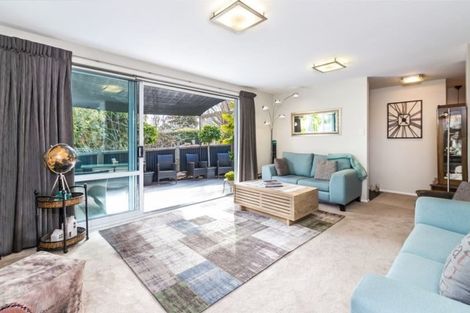 Photo of property in 15 Kurupae Road, Hilltop, Taupo, 3330