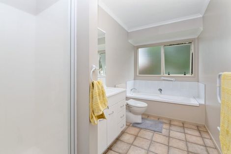 Photo of property in 41 Caulfield Place, Pukehangi, Rotorua, 3015