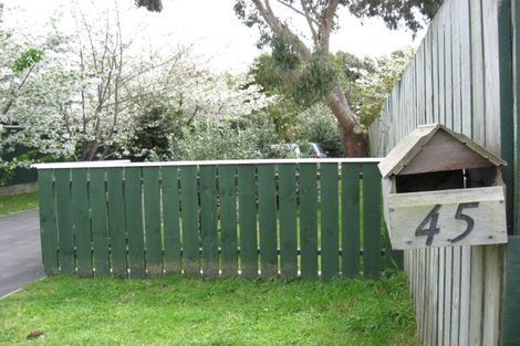 Photo of property in 43 Campbell Avenue, Paraparaumu, 5032