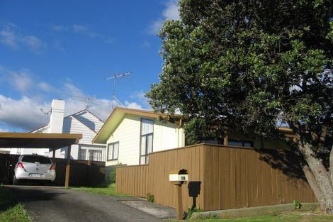 Photo of property in 13 Vincent Street, Waterloo, Lower Hutt, 5011