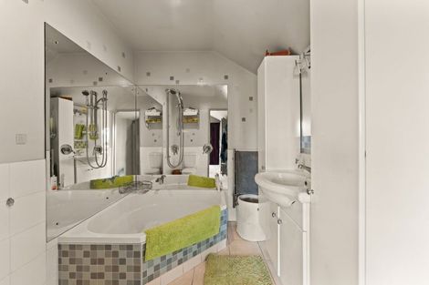 Photo of property in 28 Joe Brown Avenue, Mosgiel, 9024