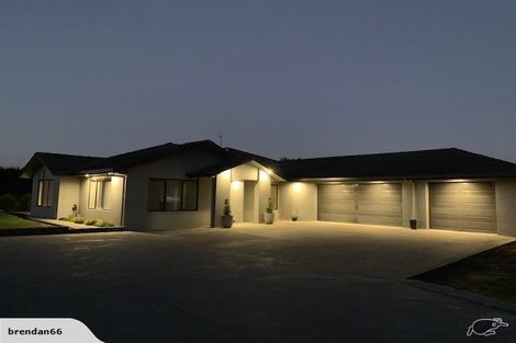 Photo of property in 131 Hull Road, Waiuku, 2682