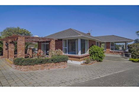 Photo of property in 37 Hill View Crescent, Highfield, Timaru, 7910