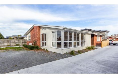 Photo of property in 201 Memorial Avenue, Burnside, Christchurch, 8053