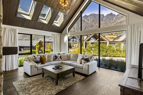 Photo of property in 3 Aberdare Court, Jacks Point, Queenstown, 9371