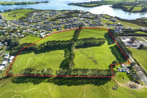 Photo of property in 80 Mclarin Road, Glenbrook, 2681