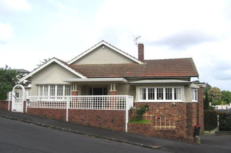 Photo of property in 2 Garden Road, Remuera, Auckland, 1050
