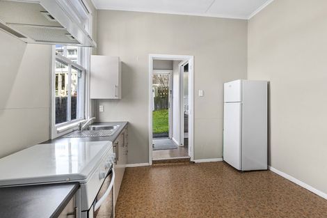 Photo of property in 28 Owen Street, Newtown, Wellington, 6021