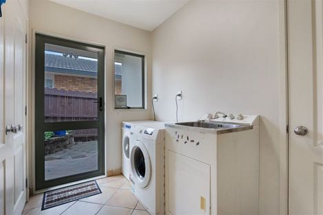 Photo of property in 51 Keywella Drive, Conifer Grove, Takanini, 2112