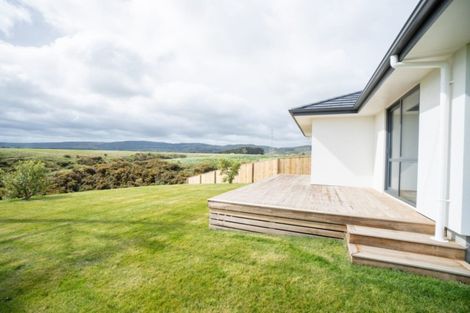 Photo of property in 35 Silicon Way, Fitzherbert, Palmerston North, 4410