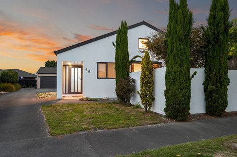 Photo of property in 1/66 Broadhaven Avenue, Parklands, Christchurch, 8083