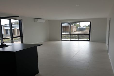 Photo of property in 20 Kawariki Road, Helensville, 0800