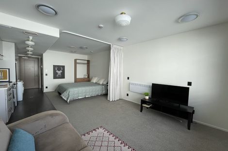 Photo of property in 102/3 Roxburgh Street, Mount Victoria, Wellington, 6011