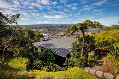 Photo of property in 114 Duncan Terrace, Kilbirnie, Wellington, 6022
