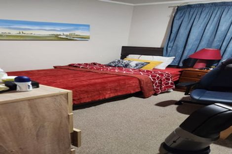 Photo of property in 8 Kylie Court, Clover Park, Auckland, 2019