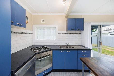 Photo of property in 55 Seabury Avenue, Foxton Beach, Foxton, 4815