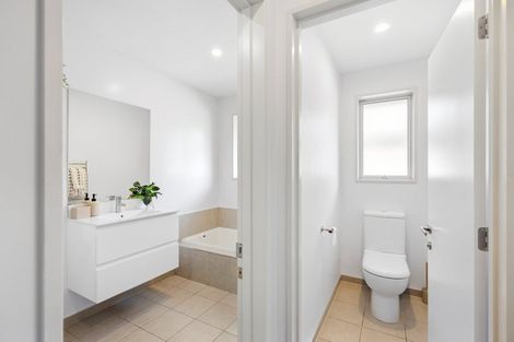 Photo of property in 4 Annies Lane, Aidanfield, Christchurch, 8025
