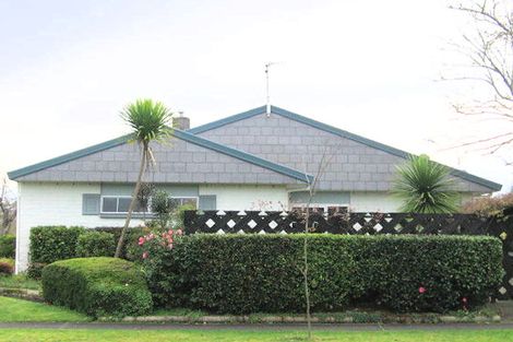 Photo of property in 27 Madill Road, St Andrews, Hamilton, 3200