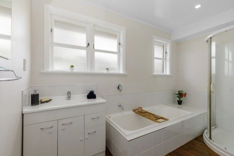 Photo of property in 251 Fergusson Drive, Heretaunga, Upper Hutt, 5018