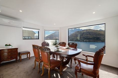 Photo of property in 22 Golden Terrace, Queenstown, 9300