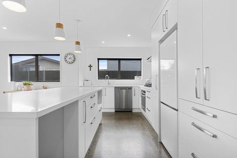 Photo of property in 101d Charleston Avenue, Whangamata, 3620