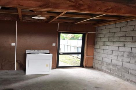 Photo of property in 8a Busby Place, Awapuni, Palmerston North, 4412