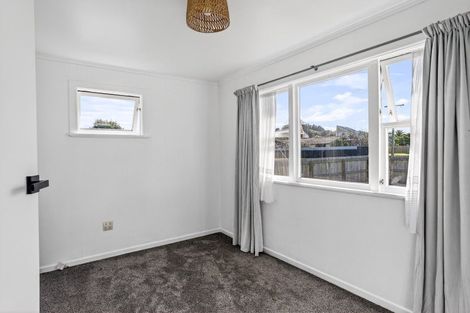 Photo of property in 13 Huxley Road, Outer Kaiti, Gisborne, 4010