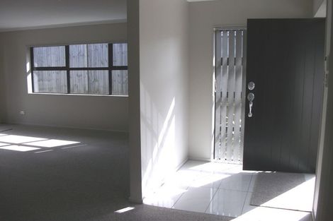 Photo of property in 8 Citron Court, Flat Bush, Auckland, 2016