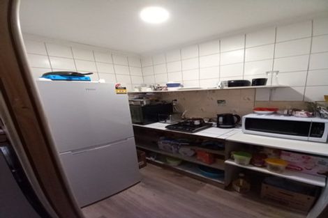 Photo of property in 31 Sunset Road, Totara Vale, Auckland, 0632