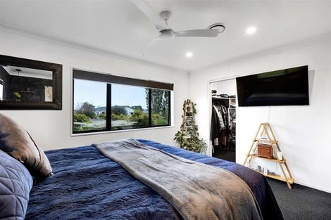 Photo of property in 1b Silvan Place, Bell Block, New Plymouth, 4312