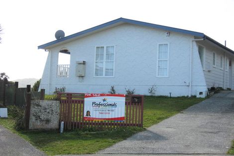 Photo of property in 9 Tyrone Grove, Wainuiomata, Lower Hutt, 5014