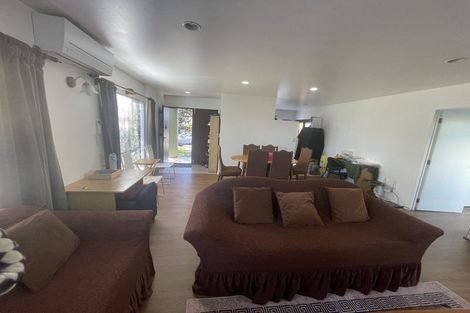 Photo of property in 3 Puma Drive, Golflands, Auckland, 2013