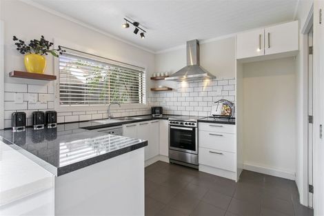 Photo of property in 4/8 Wood Street, Papakura, 2110