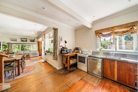 Photo of property in 85 Elmslie Road, Pinehaven, Upper Hutt, 5019