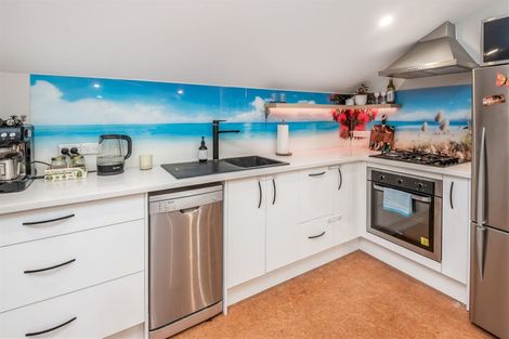 Photo of property in 38a Colmar Road, Mellons Bay, Auckland, 2014