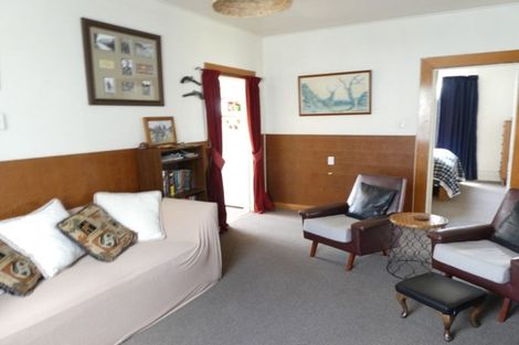 Photo of property in 128 Queen Street, Westport, 7825