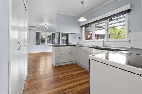 Photo of property in 2 Edinburgh Road, Hillcrest, Hamilton, 3216