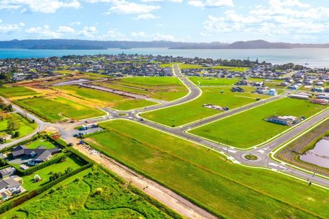 Photo of property in 59 Te Taniwha Road, One Tree Point, 0118