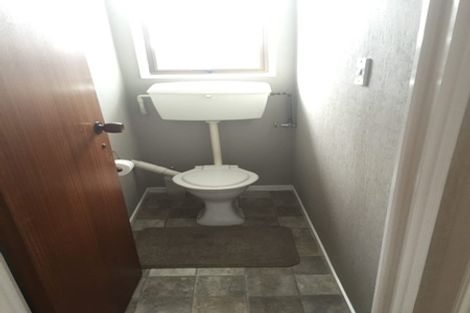 Photo of property in 1/126 Lake Terrace Road, Burwood, Christchurch, 8061